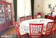 Charmantes Haus mit blühendem Garten in Top Lage