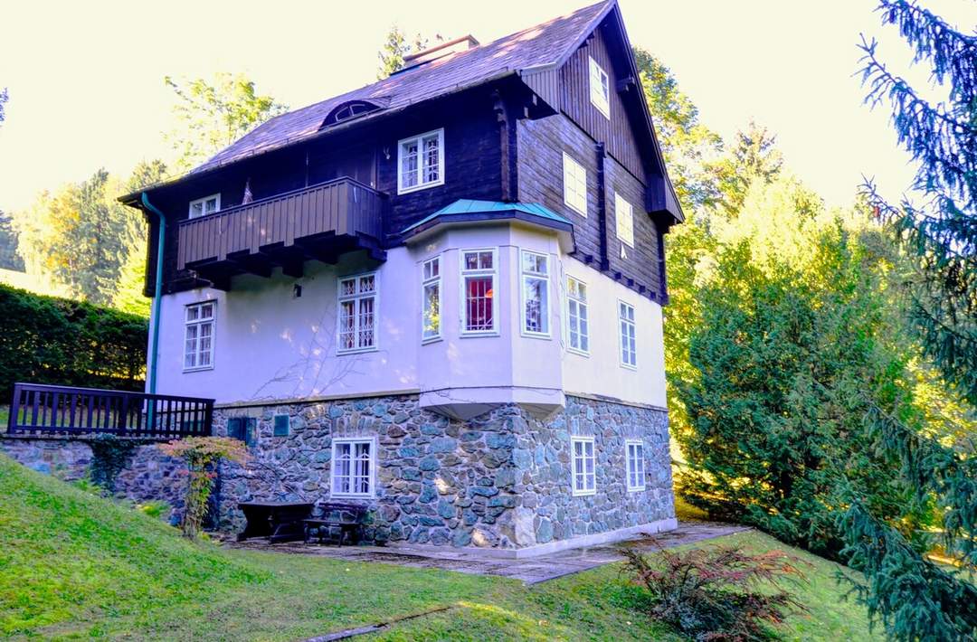 Villa in der Natur von Payerbach/Kreuzberg