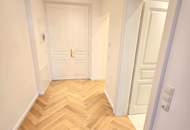 Stilvoll / Klein / Kompakt! Ruhige Seitengasse + U-Bahn um´s Eck + Blick ins Grüne + Viel Platz auf wenigen Quadratmetern + Hochwertige Ausstattung + Flügeltüren! Jetzt zugreifen!