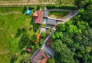 Wohn- und Ferienhaus im Grünen mit Blick auf die Riegersburg!
