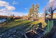 Sanierte Anlegerwohnung: 66 m² mit 200 m² Grundstück