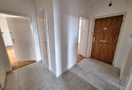 Perfekt aufgeteilte 3-Zimmer Wohnung mit Schneebergblick - Stellplatz inklusive!