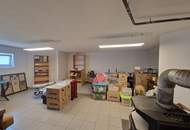 ZWEI WOHNHÄUSER - TRAUMHAFTER BUNGALOW UND KLEINES SOMMERHAUS SAMT PARKÄHNLICHEM GARTEN MIT HERRLICHEM ALTBAUMBESTAND