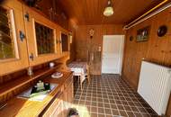 Wohnhaus mit viel Platz und großem Grundstück in schöner, ruhigen Umgebung