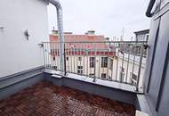 NASCHMARKT-NÄHE, 47 m2 Dachgeschoss mit Terrasse, 2 Zimmer, Komplettküche, Wannenbad, Parketten, Eggerthgasse