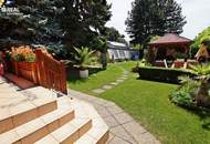 2241 Schönkirchen: Rarität! Traumhafte Wohlfühloase samt Schwimmhalle in bester Lage!