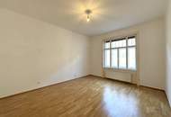 Wunderschöner Stil-Altbau mit Erker! 3 Zimmer plus separate Küche nächst Kunst Haus