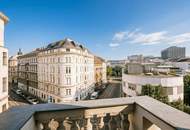 Familienfreundliche 5-Zimmer-ALTBAUWOHNUNG mit kleinem BALKON