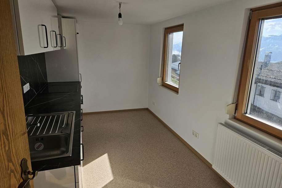 Renovierte 2-Zimmer-Wohnung mit neuer Küche und schöner Bergsicht, Wohnung-miete, 575,00,€, 6934 Bregenz