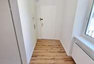 Altbauflair clever geplant - 3 Zimmer in kompakter Größe! Entzückende Altbauwohnung + Traumhaft schönes Haus + Perfekte Infrastrukur und Anbindung + Neue Einbauküche! Jetzt zugreifen!