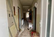 Renovierungsbedürftiges Einfamilienhaus mit großem Grundstück in Unterstorcha – Nähe Feldbach!