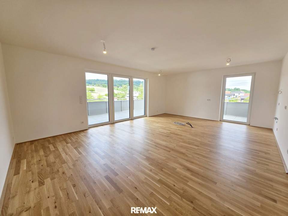***Besichtigungstag, Freitag, 3. Juli 2026 von 15 - 17 Uhr*** Modernes Neubau-Wohnhighlight mit großzügigem Balkon – Erstbezug in Haag am Hausruck