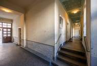 +++NEU+++ 3-Zimmer Altbau-Wohnung (sanierungsbedürftig), großes Umbaupotenzial