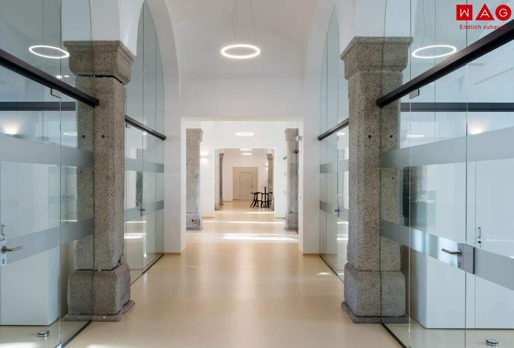 548 m² neuwertige, voll ausgestattete barrierefreie XXL-Büro-/Geschäftsfläche in den Dragoner Höfen Wels mit weitreichendem Mitgestaltungsfreiraum!