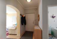 ZENTRAL und doch RUHIG - Das gibt es! 3-Zimmer-Altbauwohnung bester Lage