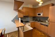 Gepflegte 2,5 Zimmer-Wohnung mit großer Terrasse