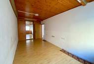 4 ZIMMER-Wohnung zu SANIEREN mit HOFSEITIGER LOGGIA