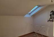 „Sonniges Dachgeschoss-Highlight in Gralla!“ 4 Zimmer Garage und mehr...