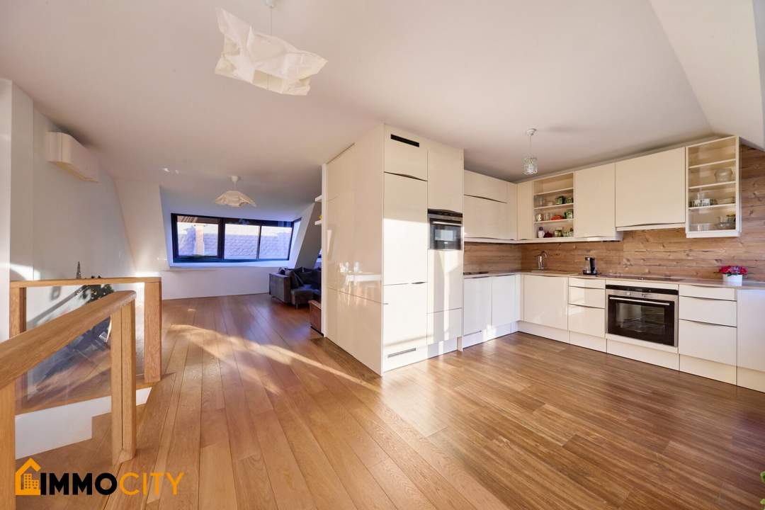 Exklusives 4-Zimmer-Dachgeschoss mit Terrasse in unmittelbarer Zentrumsnähe – Mayerhofgasse 7, 1040 Wien