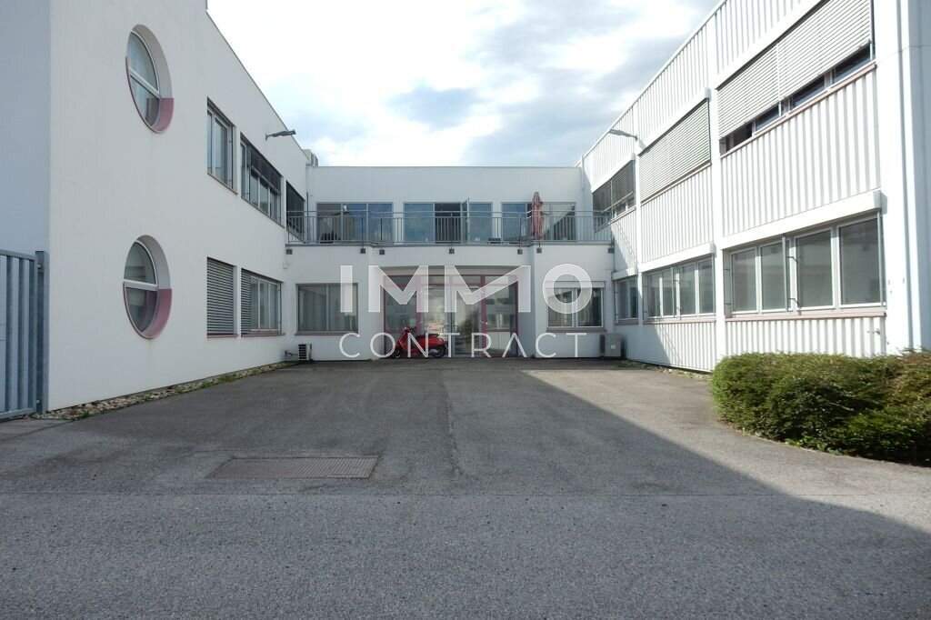 Inzersdorf - Gewerbeimmobilie auf ca. 6.981 m² Grundstück zu kaufen.