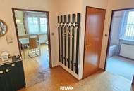 Einfamilienhaus in gekuppelter Bauweise mit 2 Wohneinheiten in Ansfelden Freindorf