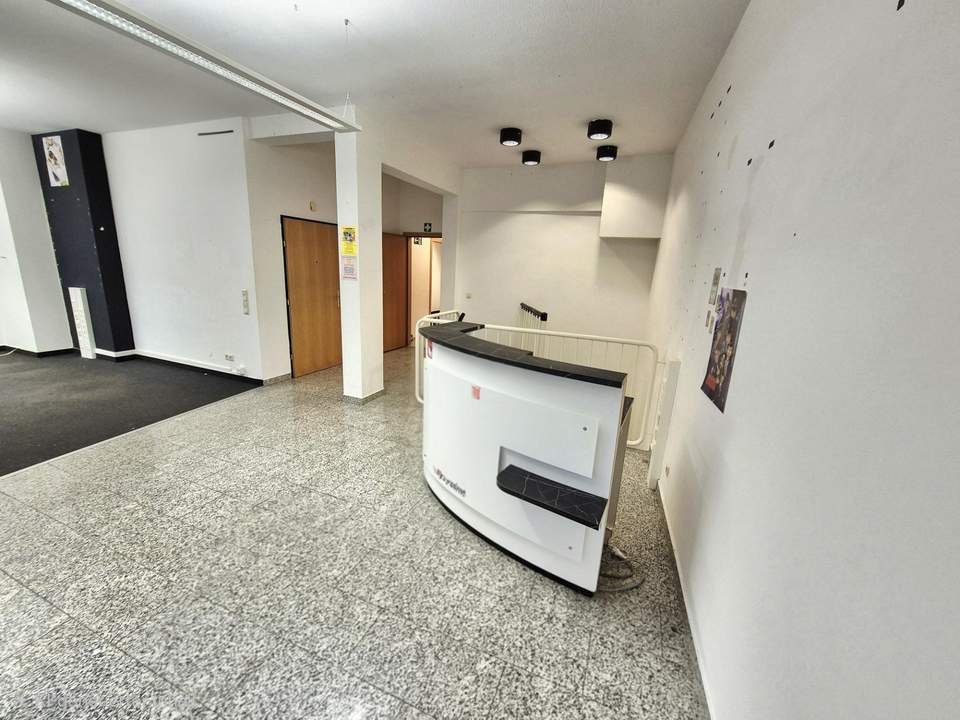 INNENSTADT - GESCHÄFT/BÜRO