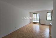 SINGLE-HIT: Schöne Klein-Wohnung bei der KF-UNI mit TERRASSE - Heinrichstraße 47b Top 10A