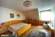 Großzügiges EFH mit eigener Bowlingbahn und Riesengrundstück