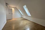 Exklusives Dachgeschoss mit 6 Zimmern, 2 Terrassen & Wellnessbereich |als WG oder Büro nutzbar