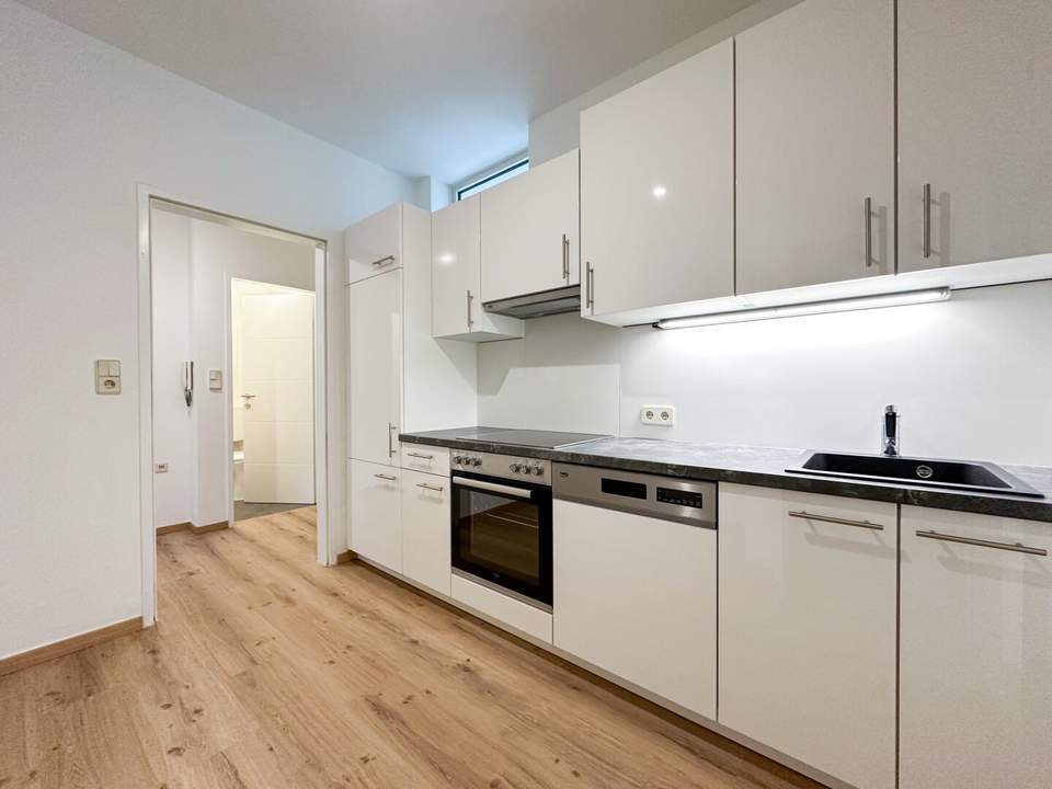 Moderne 2,5-Zimmer-Wohnung (WG-tauglich) mit französischem Balkon nahe der Mur im Bezirk Lend