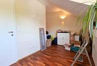 **Zeitlos außen – modern innen: Wohnen mit Stil und Komfort - Einfamilienhaus in Matzendorf!**
