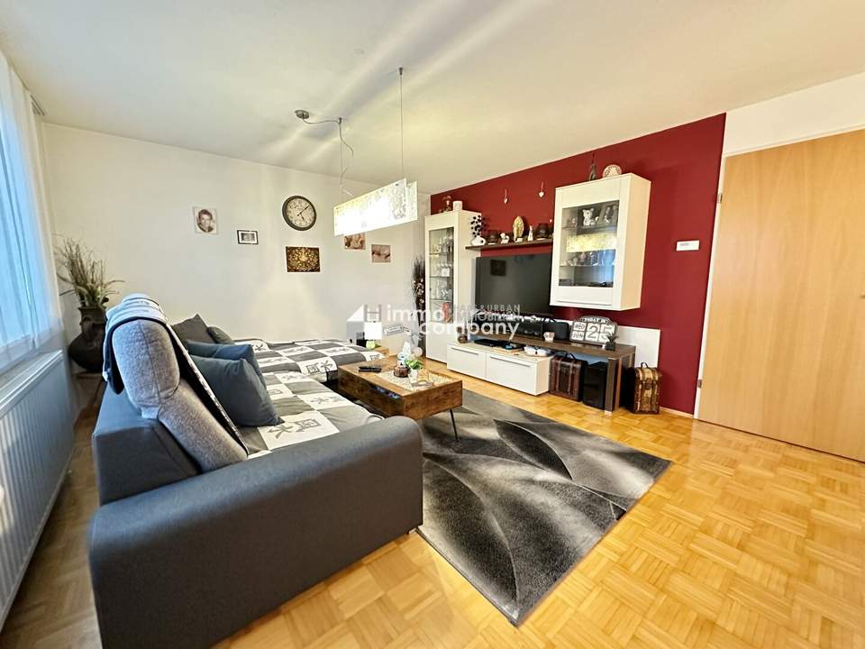 FRASTANZ absoluter Familienhit - 4 Zimmer Maisonette-Wohnung mit zwei Tiefgaragen-Plätzen.