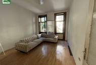 PROVISONSFREI BIS ENDE 2025! LEERSTEHENDE UND RENOVIERUNGSBEDÜRFTIGE WOHNUNG IN GEPFLEGTEM ALTBAU! LIFTBENÜTZUNG INKLUSIVE! SCHLAFZIMMER HOFSEITIG!