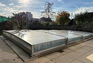 Großzügiges Ein- oder Zweifamilienhaus mit Pool in attraktiver, zentraler Lage