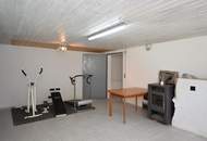 Netter Bungalow mit Garten und Pool