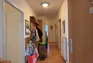 Attraktive 3-Zimmer-Wohnung mit sehr großzügiger Loggia in Linz/Wegscheid! ACHTUNG Wohnung wird im JULI 2026 noch saniert!