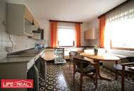 Haus mit Charakter: Fernsicht, Großzügigkeit und 2.000 m² Grundstück mit Erweiterungspotenzial