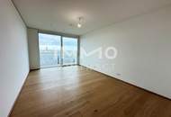 ERSTBEZUG: Grandioser Skyline Blick + Pool am Dach = exzellenter Lifestyle