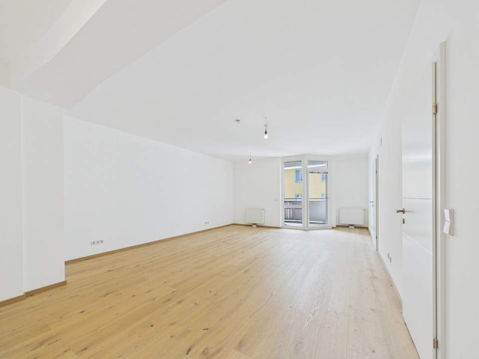 Hochwertig sanierte 2-Zimmer-Wohnung nahe dem Kongresspark mit Garagenplatz