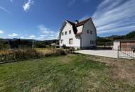 Saniertes Einfamilienhaus mit großzügigem Garten und sonniger Lage in Rosenau