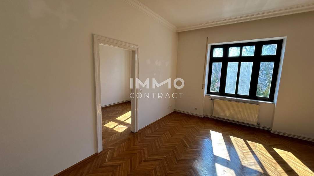 Altbauwohnung Nähe Landesregierung!