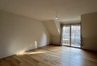 1130! Schöne 4-Zimmer DG-Wohnung mit großer Terrasse und Balkon nahe Roter Berg!