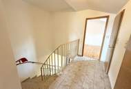 Ein- oder Zweifamilienhaus mit großem Grundstück