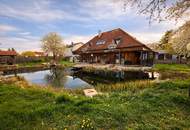 Wohnen am Stausee – Exklusive Villa mit Naturbadeteich