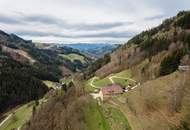 Paradies für Selbstversorger: Landwirtschaft mit Bauernhaus und eigener Quelle in absoluter Ruhelage