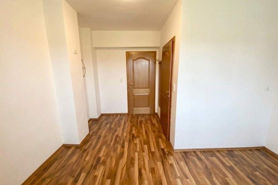 Gepflegtes Mini-Apartment mit Badezimmer in zentraler Lage - Zimmer 10! Nähe BMW, SKF!!!, Wohnung-kauf, 40.149,€, 4400 Steyr(Stadt)