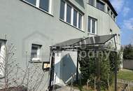 Neuwertige 2 Zimmer Terrassenwohnung mit Garten, Stellplatz &amp; Solarenergie in Wiener Neustadt!