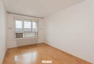 Helle 3-Zi-Wohnung mit Loggia &amp; Stellplatz in 1110 Wien – ideal für WG &amp; City-Leben!