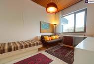 Traumhafter Bungalow mit Indoor-Pool, Weinkeller & großem Garten auf Eigengrund