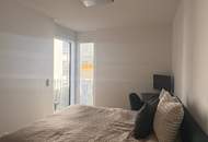 Ab 01.11.: Helle 2-Zimmer-Wohnung mit Balkon, Nähe U1 Rennbahnweg